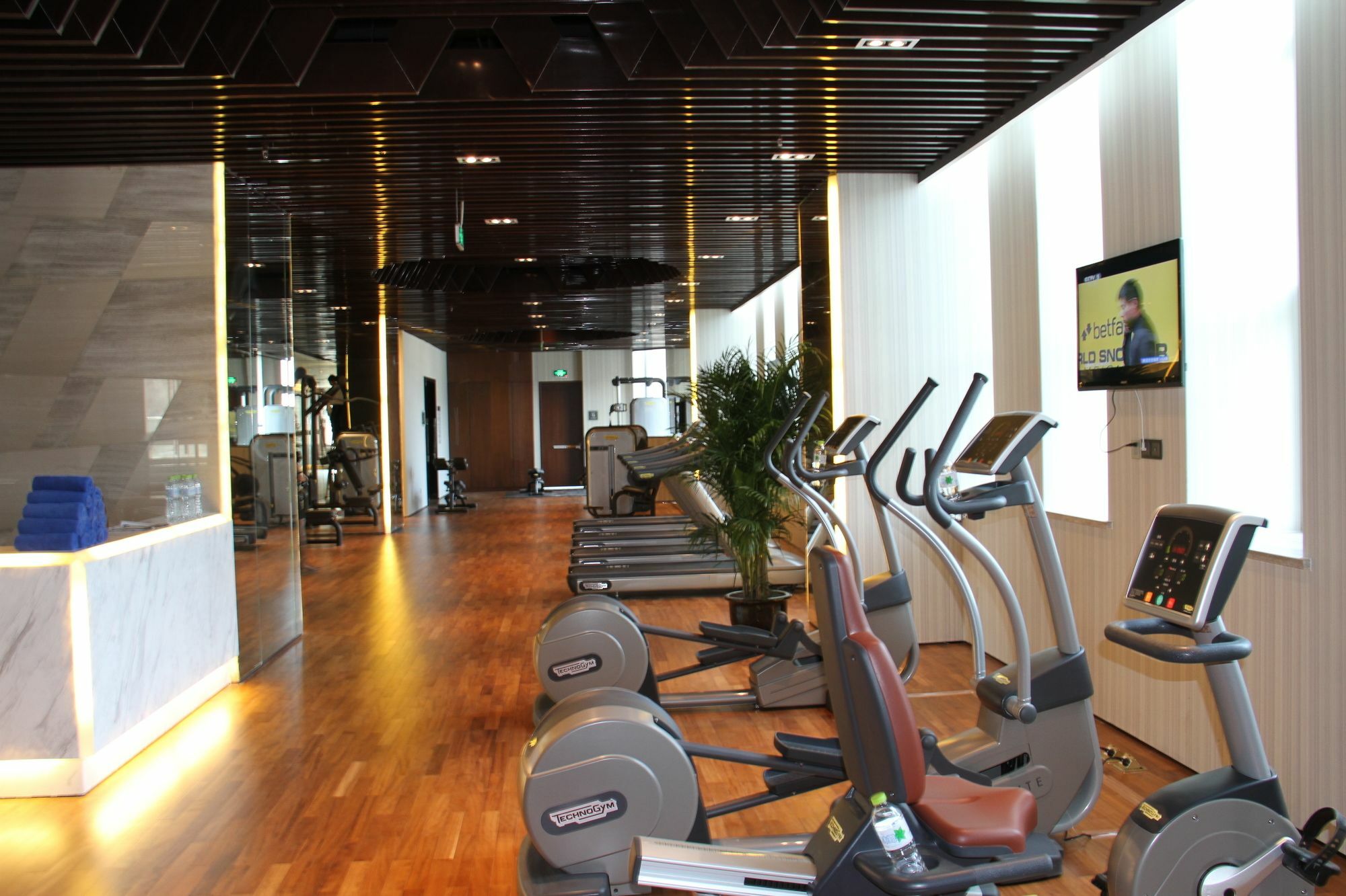 Wyndham Garden Yuhuan Downtown Hotel Tajcsou Kültér fotó