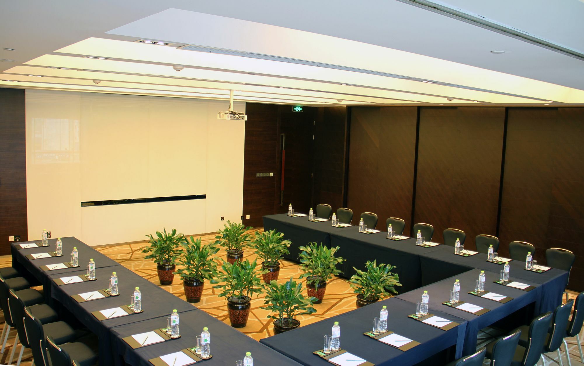 Wyndham Garden Yuhuan Downtown Hotel Tajcsou Kültér fotó