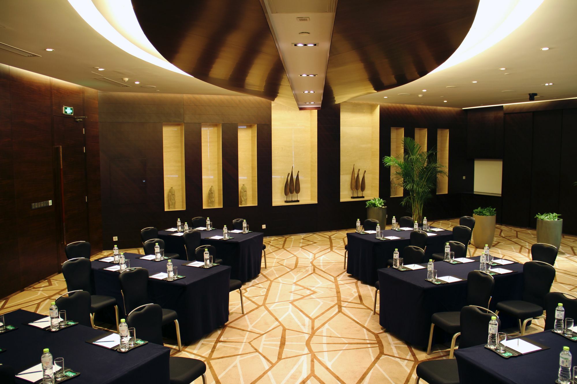 Wyndham Garden Yuhuan Downtown Hotel Tajcsou Kültér fotó