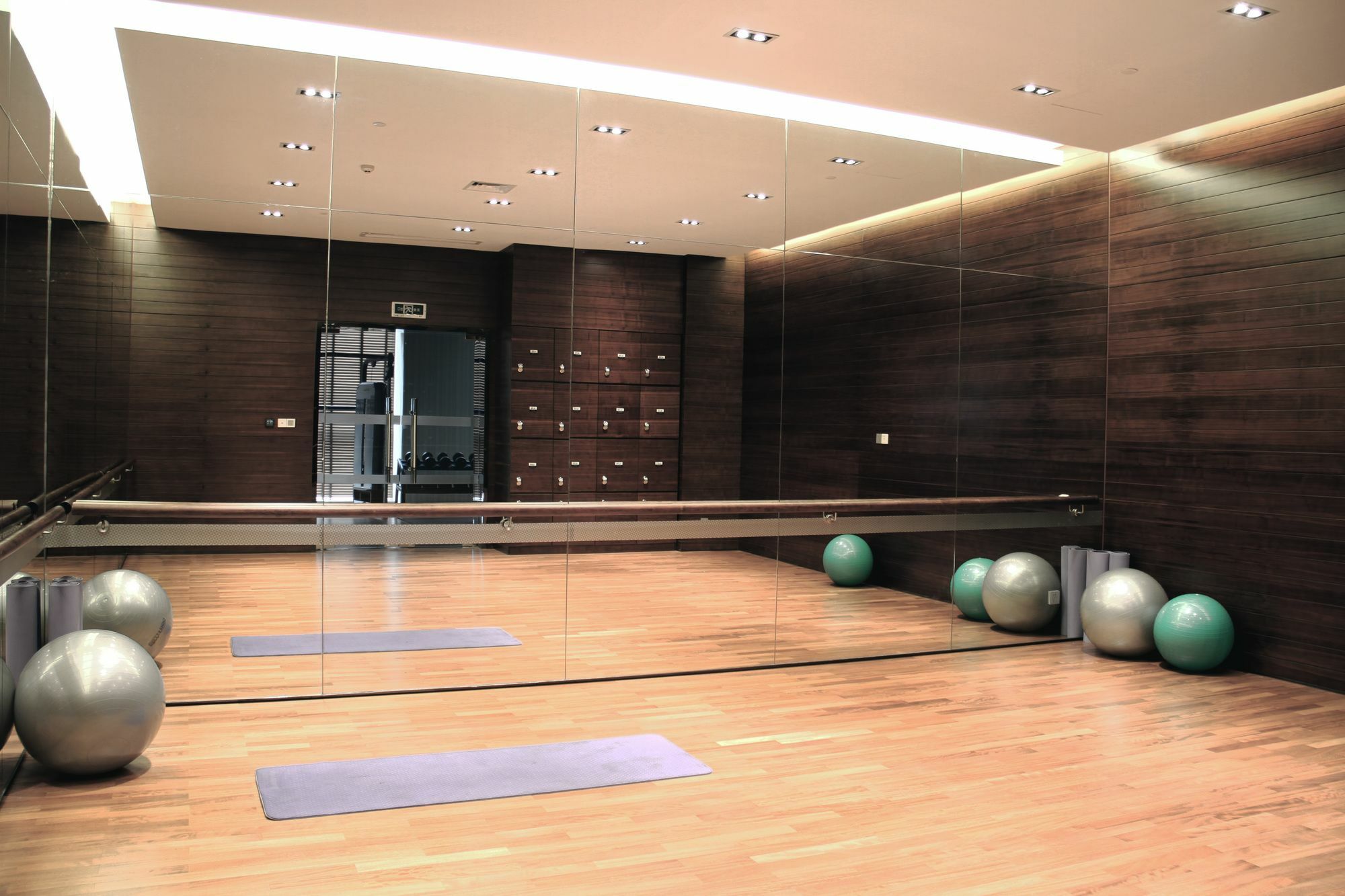 Wyndham Garden Yuhuan Downtown Hotel Tajcsou Kültér fotó